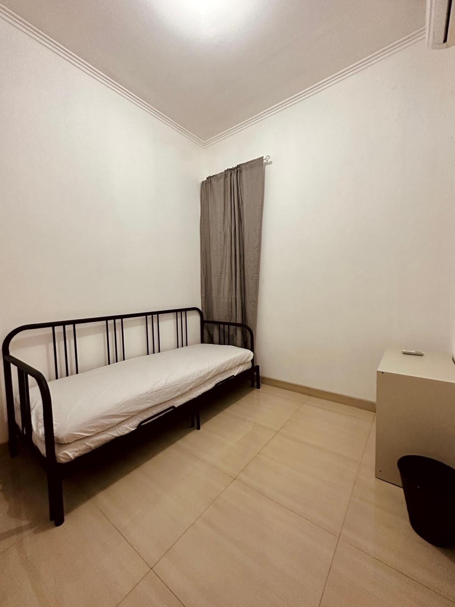 4-Bedroom Home In South Jakarta Nuansa Swadarma Residence By Le Ciel Hospitality 外观 照片
